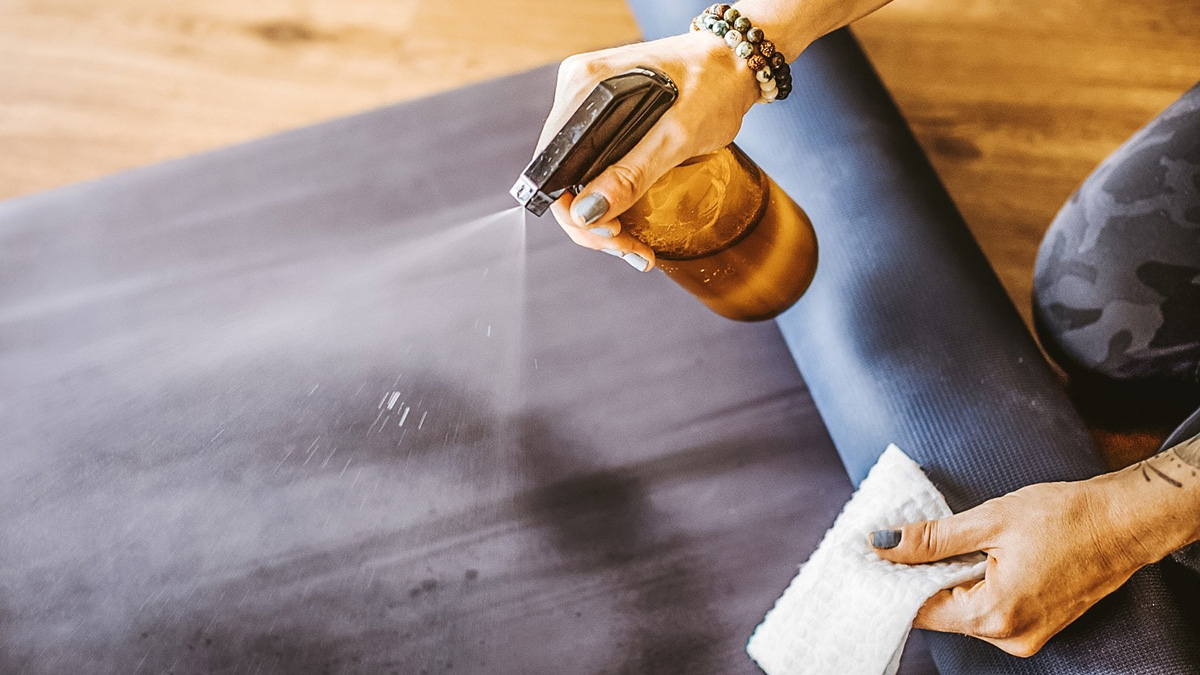 How To Clean Lululemon Yoga Mats?